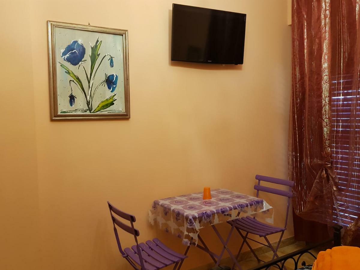 Отель The Sun House Рим Экстерьер фото
